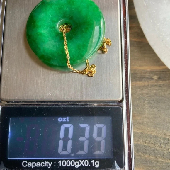 GOLD IMPERIAL JADE PENDANT DONUT NECKLACE - Picture 4 of 9